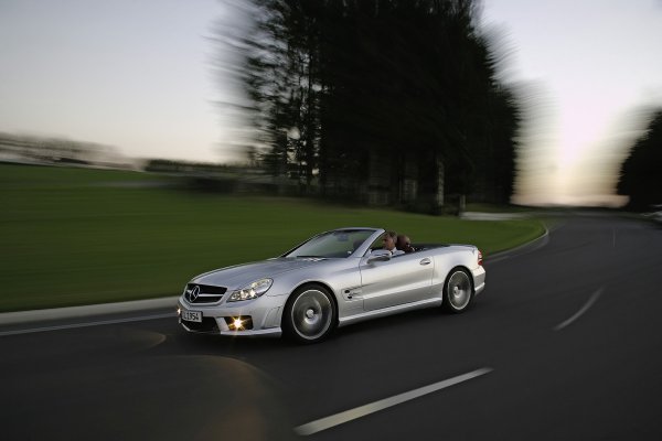 Mercedes Benz SL65 AMG.